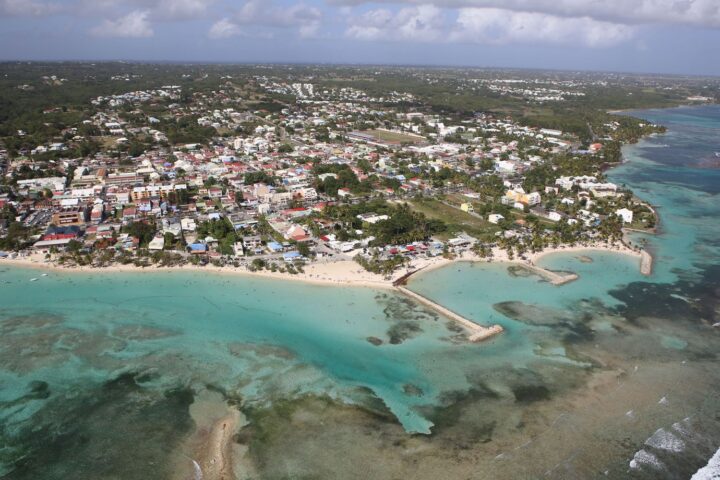 Un séisme de magnitude 5,3 ressenti en Guadeloupe, sans dégâts signalés