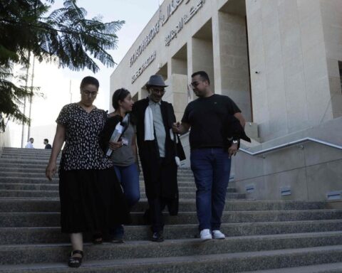 Une militante féministe marocaine condamnée à 30 mois de prison pour "blasphème" lié à un tee-shirt