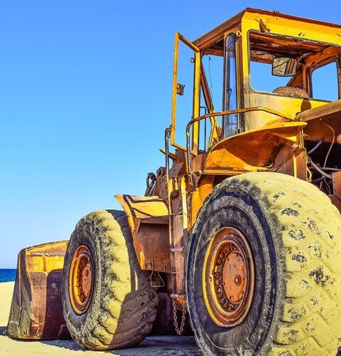 Une touriste de 66 ans écrasée par un bulldozer en Italie, traces de cocaïne détectées dans l’engin