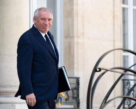 Vote de confiance : François Bayrou confronté à l'Assemblée nationale aujourd'hui à 15 heures