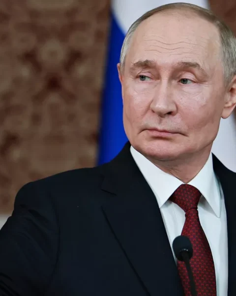 La cheffe de la diplomatie roumaine sur la visite de Poutine à Budapest : il doit demander l’autorisation d’entrer dans l’espace aérien européen