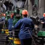 Les grandes industries russes réduisent leur semaine de travail face à la crise