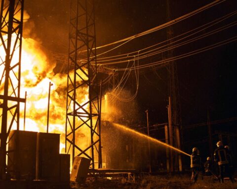 Nuit d'attaques massives contre l'infrastructure énergétique ukrainienne
