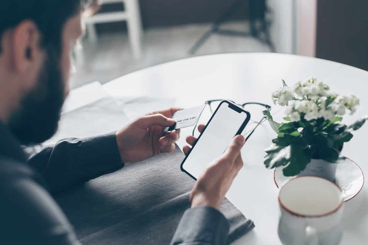 Arnaques en ligne et cybersécurité : les craintes croissantes des Français