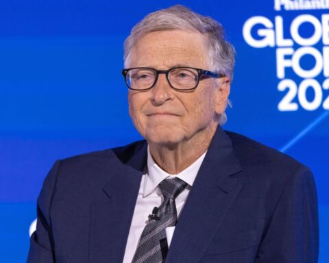 Bill Gates défend une vision moins alarmiste du changement climatique avant la COP30 au Brésil