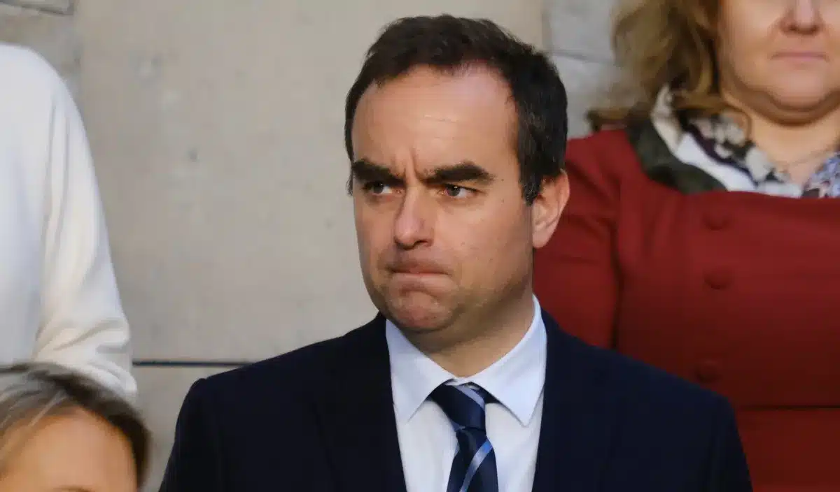 Crise politique imminente : Sébastien Lecornu évoque la possibilité d'une nouvelle démission.