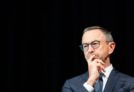Crise politique : Les Républicains et Horizons s'opposent à la suspension de la réforme des retraites