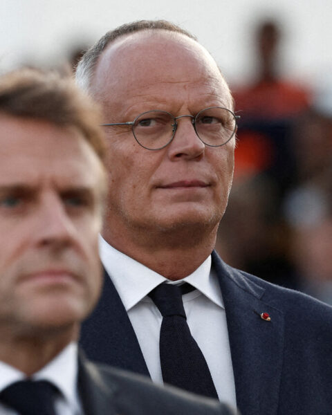 Démission de Sébastien Lecornu : Emmanuel Macron face à la perte de soutien de ses alliés