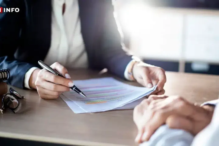 Dès que votre solde atteint ce montant, votre banque vous considère comme "riche" et vous ouvre de nouvelles opportunités.