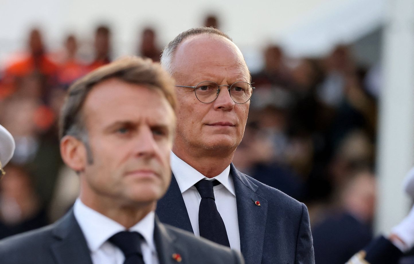 Edouard Philippe appelle à des élections présidentielles anticipées et critique Macron