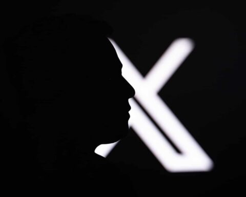Elon Musk parvient à un accord dans un litige avec quatre anciens dirigeants de Twitter réclamant 128 millions de dollars.