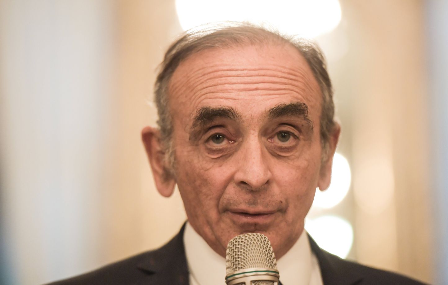 Eric Zemmour exclut une alliance avec le RN pour l'élection présidentielle, dénonçant ses penchants « socialistes »