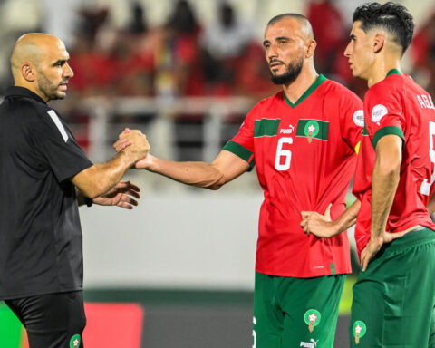 Football : le Maroc de Walid Regragui établit un nouveau record de victoires consécutives en qualifications pour la Coupe du Monde 2026, devançant le Sénégal et la Côte d'Ivoire.