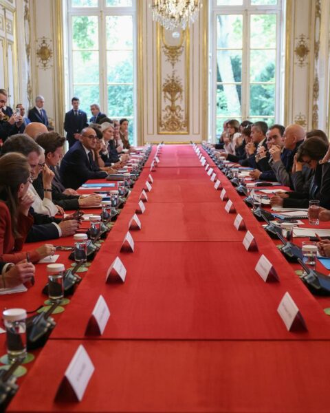 Gel des retraites et mesures fiscales : ce que contient le budget 2026 en France