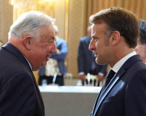 Gérard Larcher, président du Sénat, pourrait succéder à Emmanuel Macron à la présidence