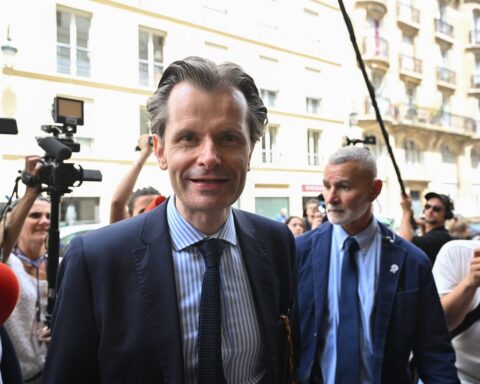 Guillaume Larrivé démissionne de l’Ofii, critiquant l'inaction du gouvernement sur l'immigration
