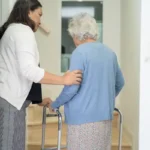 Ils n'ont jamais exercé d'activité professionnelle en France, mais pourraient tout de même percevoir une pension de retraite de 1 000 €.