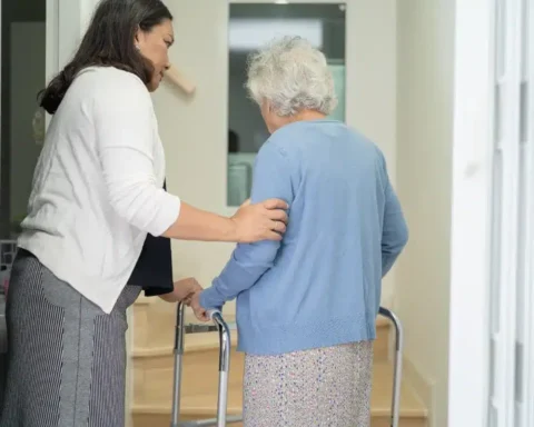 Ils n'ont jamais exercé d'activité professionnelle en France, mais pourraient tout de même percevoir une pension de retraite de 1 000 €.