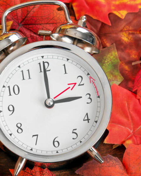 Impact du passage à l'heure d'hiver sur la santé : une heure gagnée sans conséquences négatives