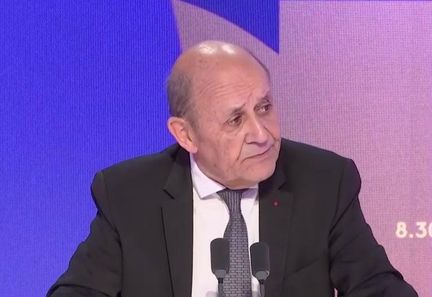 Incarcération de Nicolas Sarkozy : Jean-Yves Le Drian évoque un choc pour la République
