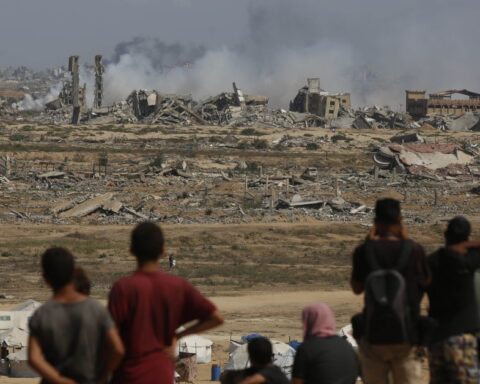 Israël intensifie les bombardements de Gaza malgré l'appel de Trump à une pause
