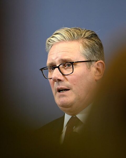 Keir Starmer confronté à une crise de confiance à l'approche des élections britanniques