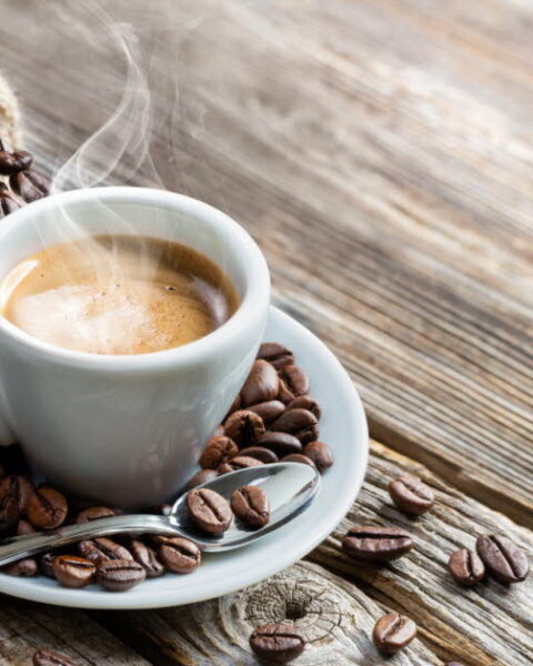 La caféine : pourquoi son impact sur le sommeil varie-t-il d'une personne à l'autre ?