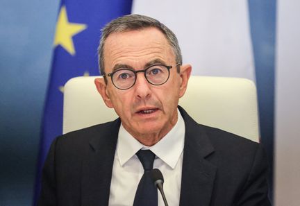 La chute de popularité des leaders du centre-droit en France selon un sondage Ipsos