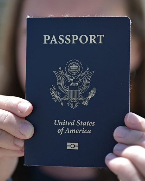 La chute du passeport américain en dehors du top 10 mondial : analyse des causes