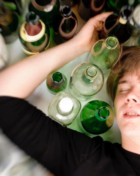 La drunkorexie : un phénomène préoccupant chez les jeunes consommateurs d'alcool en France
