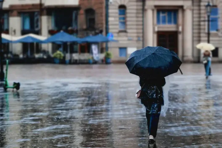 La fin du temps ensoleillé : la météo se dégrade, la Toussaint s'annonce pluvieuse.