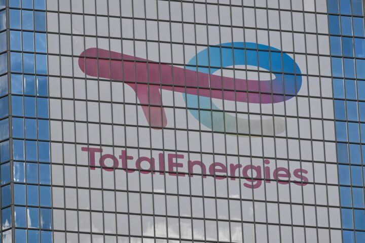 La justice ordonne à TotalEnergies de retirer son terminal méthanier du Havre