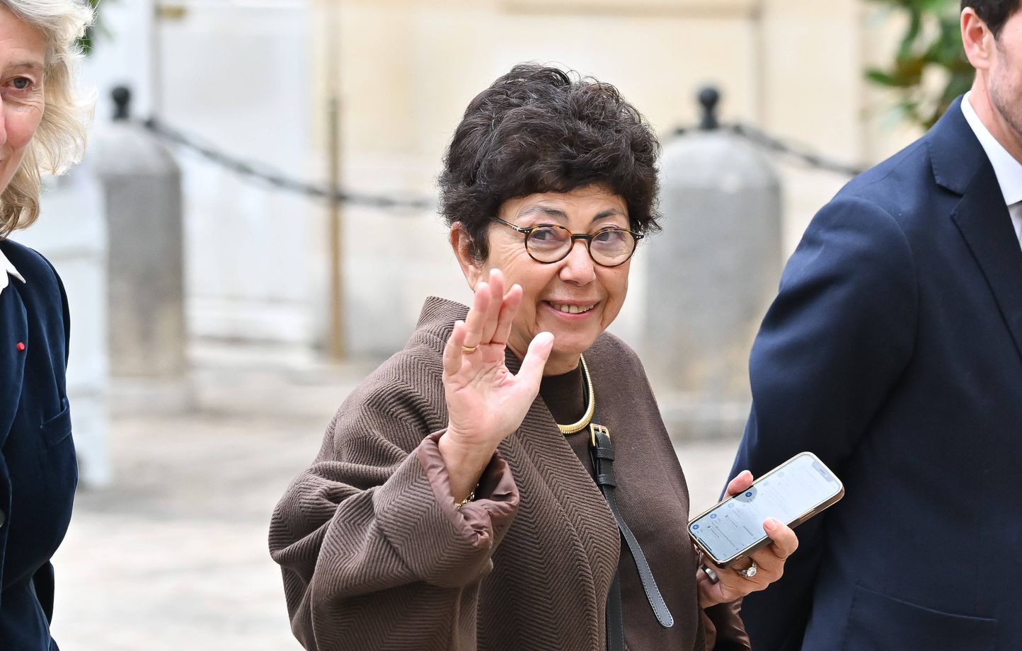 La nomination de Monique Barbut, ministre de la Transition écologique, suscite des interrogations sur ses positions antinucléaires