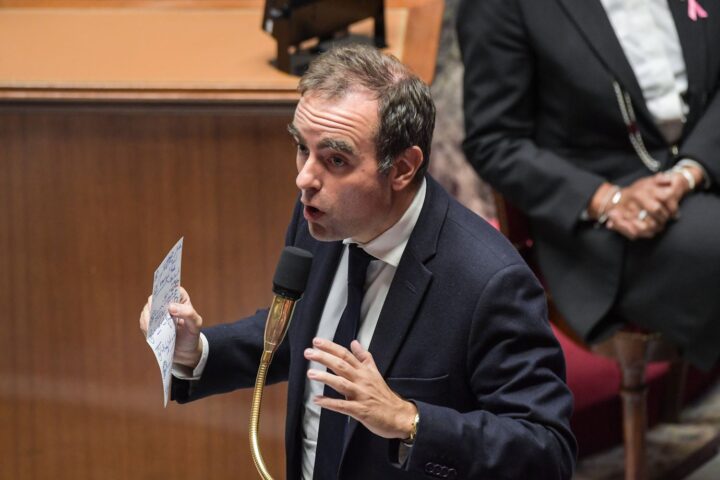 La suspension de la réforme des retraites pourrait bénéficier aux générations futures en France