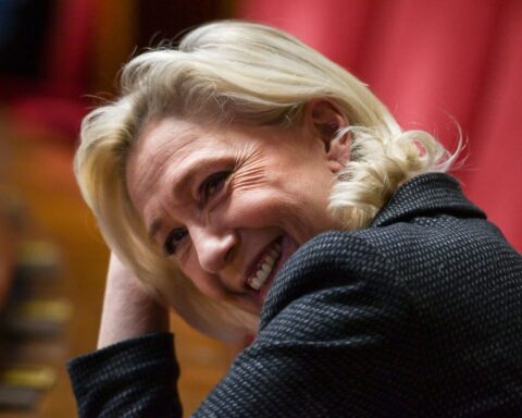 L'Assemblée nationale adopte une résolution du RN sur l'accord franco-algérien de 1968