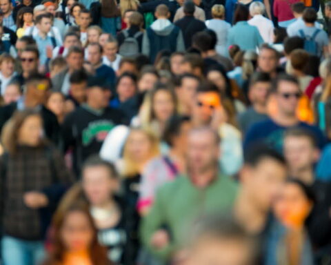 L'augmentation de la mortalité chez les jeunes : une crise émergente en Amérique du Nord et en Europe de l'Est
