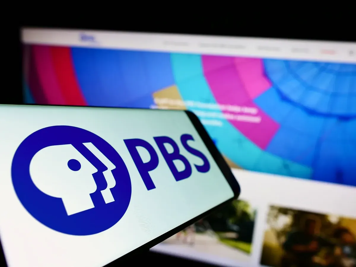 Le coup fatal de Trump : vers la disparition de PBS aux États-Unis ?
