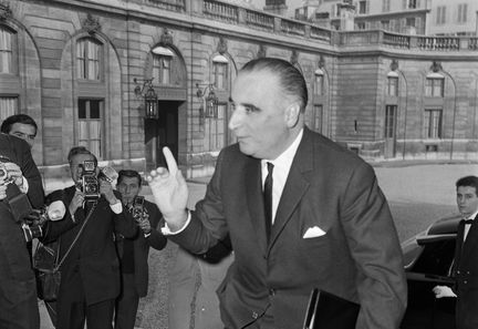 Le gouvernement Lecornu 2 réussira-t-il à s'inscrire dans la durée comme ses prédécesseurs ?