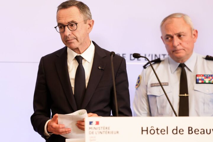 Le parti Les Républicains en crise après la nomination controversée de Bruno Le Maire au gouvernement