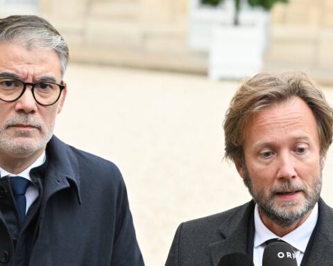 Le PS menace de censure si le gouvernement ne répond pas à la demande de justice fiscale