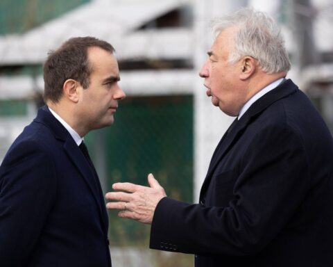 Le Sénat peut-il réellement entraver l'adoption du budget 2026 ?