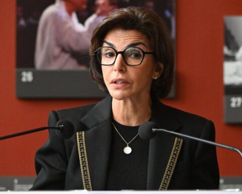 Les macronistes envisagent de soutenir Pierre-Yves Bournazel plutôt que Rachida Dati pour Paris