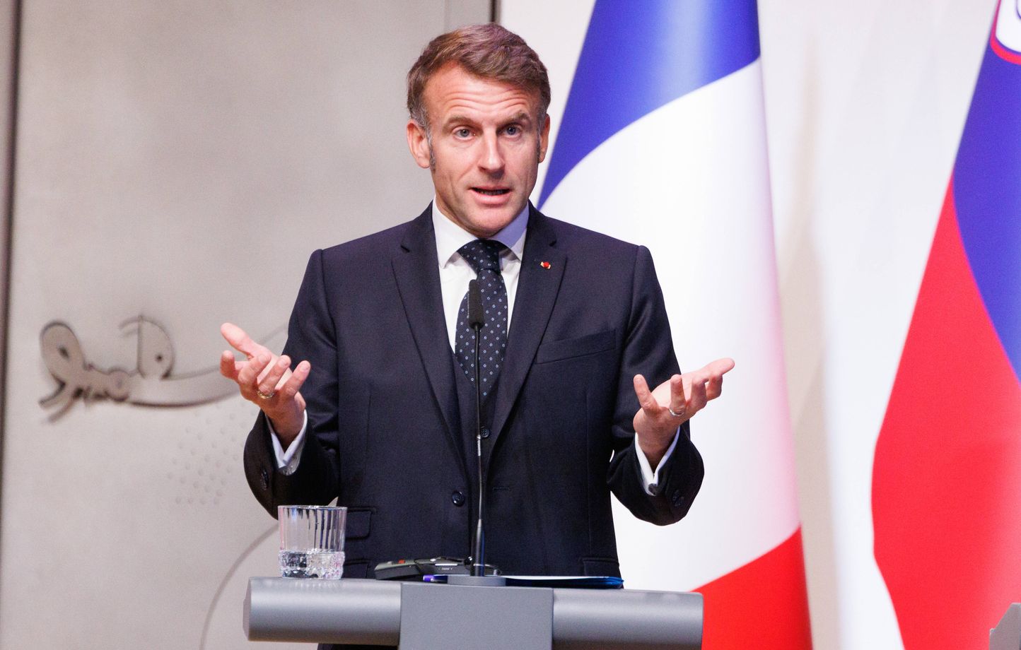 Macron évoque un « décalage » sur la réforme des retraites, sans abrogation ni suspension