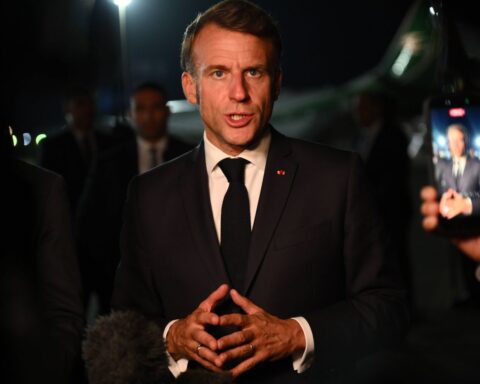 Macron menace de dissoudre l'Assemblée en cas de censure du gouvernement