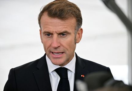 Macron souligne que "rien n'est exclu" face à une violation de l'espace aérien européen par un avion russe