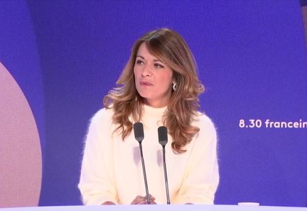 Maud Bregeon rappelle que la loyauté est essentielle face aux critiques internes à la Macronie
