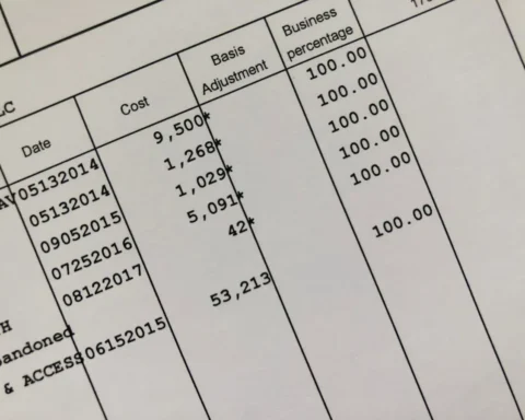 Mauvaise surprise sur la fiche de paie : une nouvelle taxe va diminuer le salaire net de tous les Français.