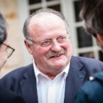 Michel Fournier apprend sa nomination comme ministre délégué chargé de la ruralité à la télévision
