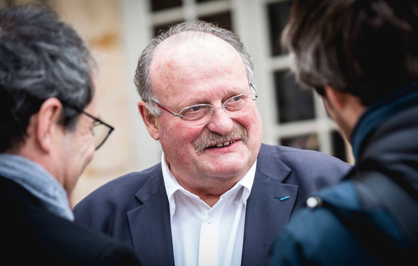 Michel Fournier apprend sa nomination comme ministre délégué chargé de la ruralité à la télévision