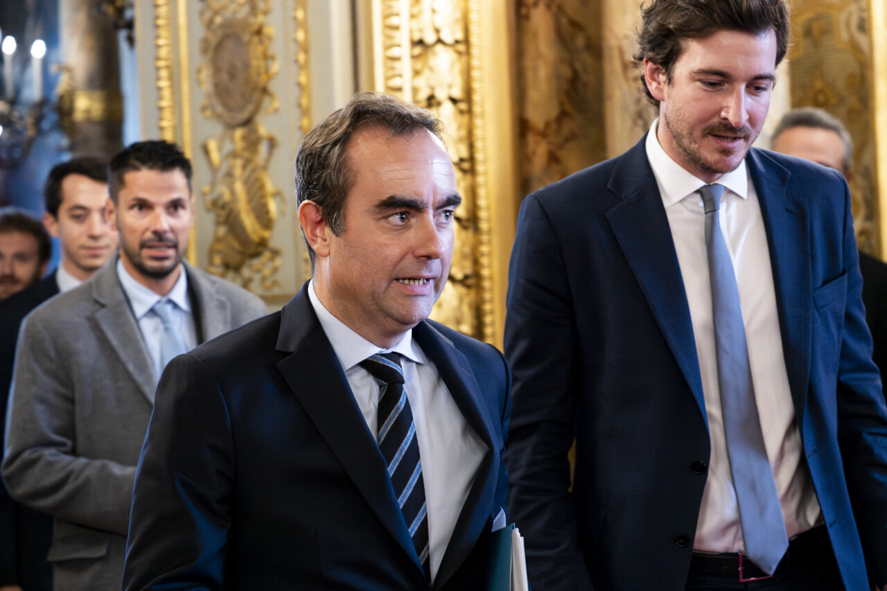 Motion de censure de LFI rejetée, Sébastien Lecornu reste Premier ministre pour l'instant